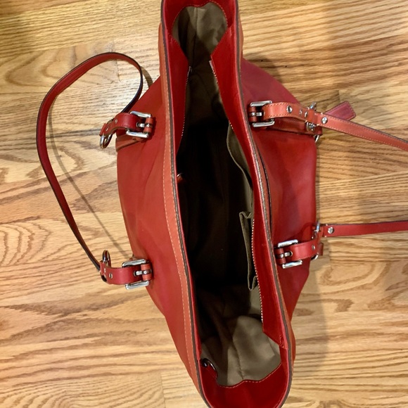 Red Coach Leather Pocketbook - Picture 5 of 8